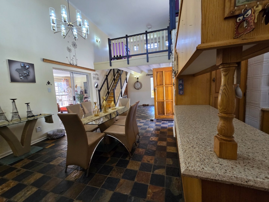 3 Bedroom Property for Sale in Pentagon Park Free State